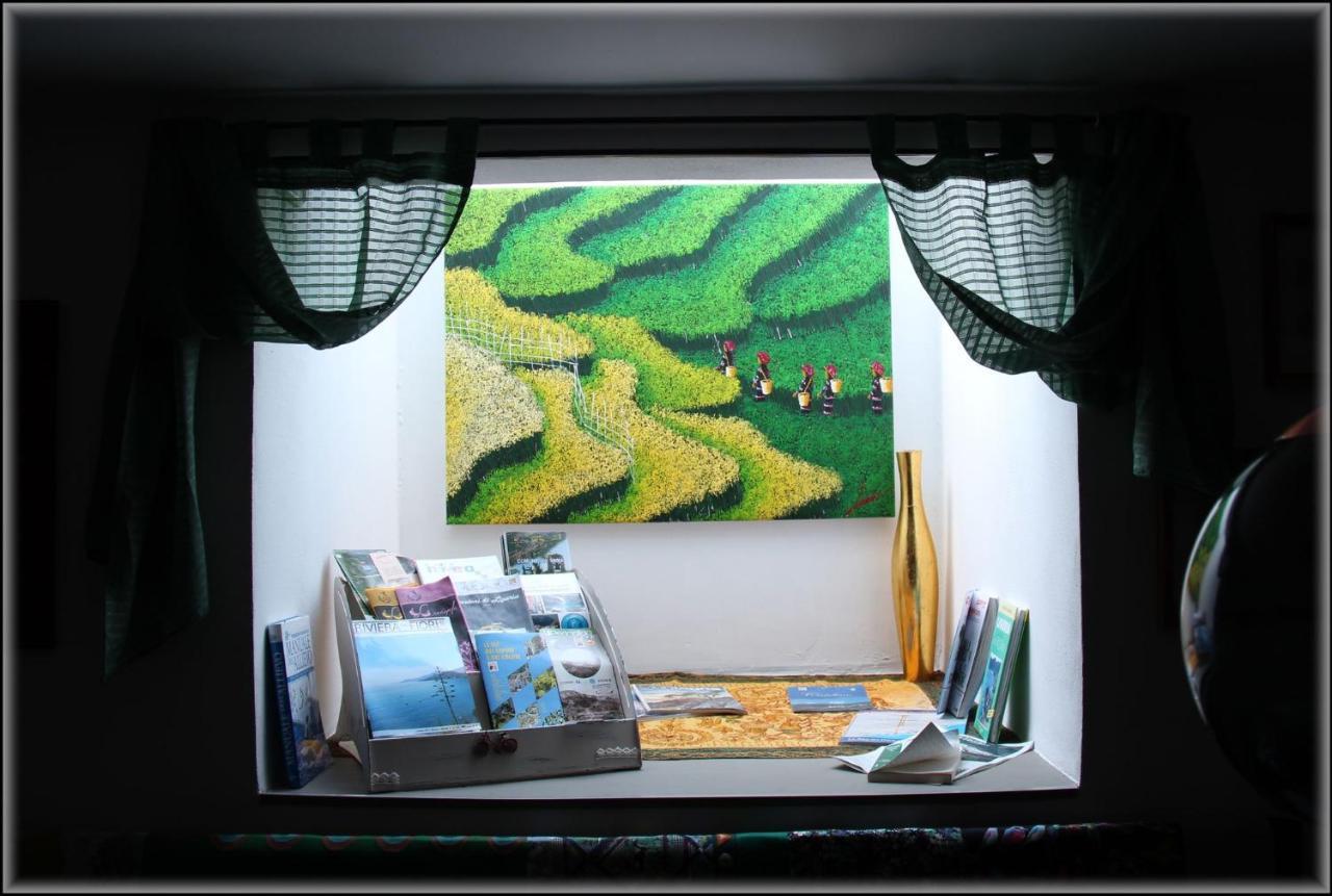 임페리아 Il Sole Di Poggi B&B 외부 사진